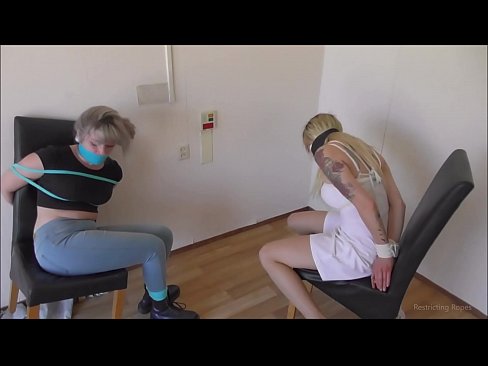 ❤️ E varur / e lidhur dhe e gojës / vajzë në ankth ❌ Video seksi në sq.nastypornpics-com.ru