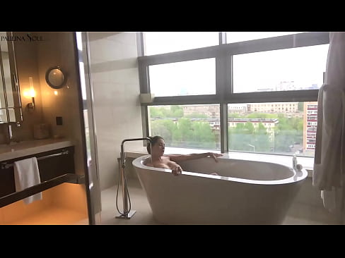 ❤️ Foshnjë e jashtëzakonshme që tund me pasion pidhin e saj në banjë ❌ Video seksi në sq.nastypornpics-com.ru
