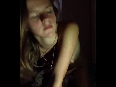 ❤️ Një vajzë masturbon dhe sperma ❌ Video seksi në sq.nastypornpics-com.ru